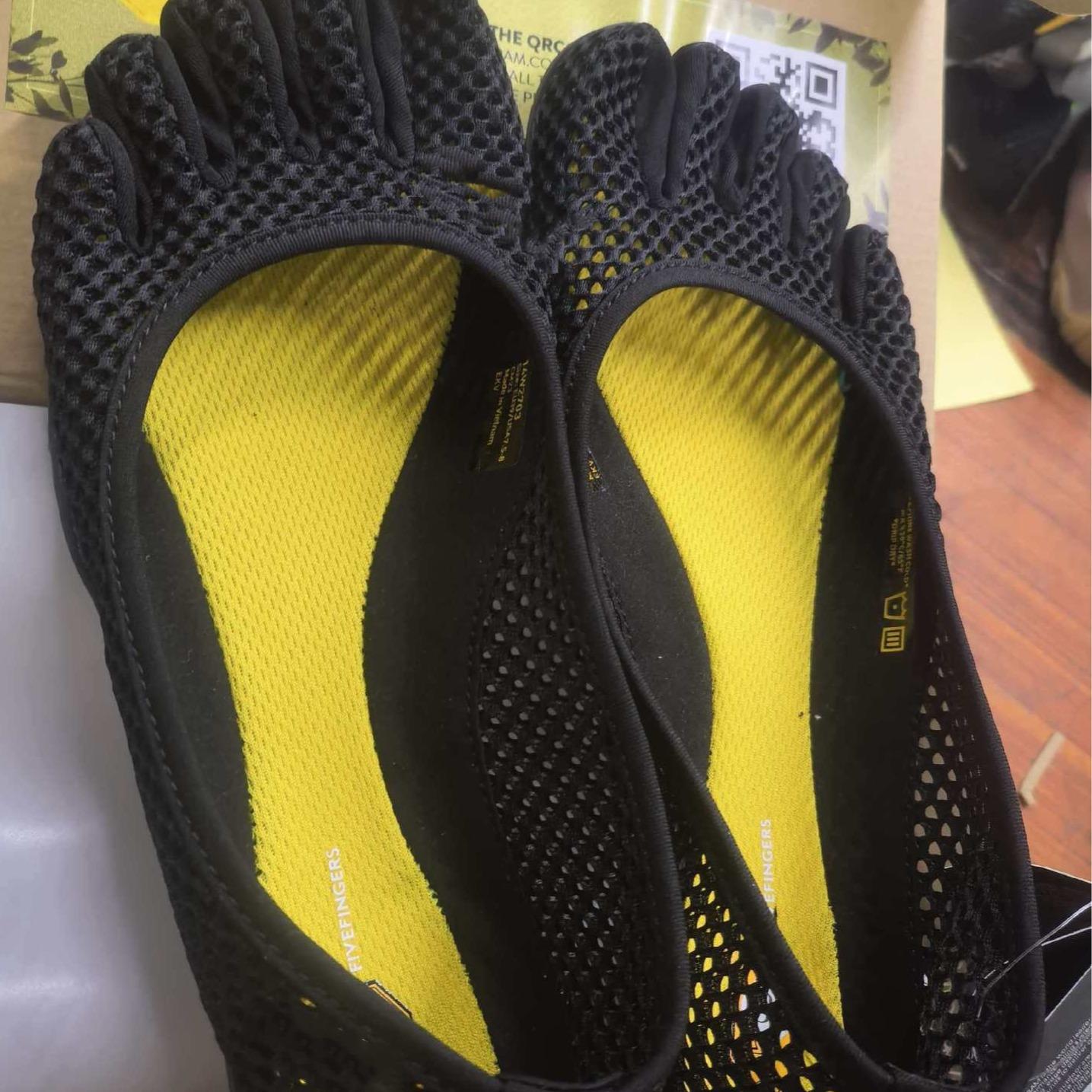 Breathable Barefoot Split-Toe Yoga Shoes